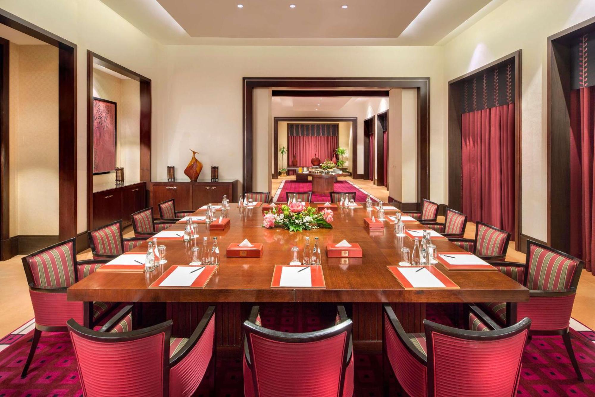Waldorf Astoria Jeddah - Qasr Al Sharq Hotel Екстериор снимка